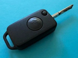 OEM MERCEDES BENZ C E CLASS C230 E320 REMOTE KEY SWITCHBLADE 1 BUTTON 2107601306 - Picture 1 of 12