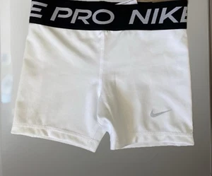 Nike Pro Compression Girls Shorts XL White Size Medium New With Tags - Picture 1 of 2