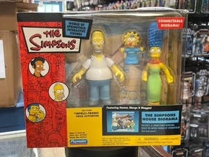 House Diorama with Homer Maggie and Marge (Vintage Simpsons, Playmates) SEALED - Picture 1 of 4