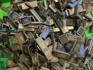 1Kg KONVOLUT PLESSEY FERRANTI 1980er IC CHIPS FÜR GOLD & METALLE RÜCKGEWINNUNG - Bild 1 von 5
