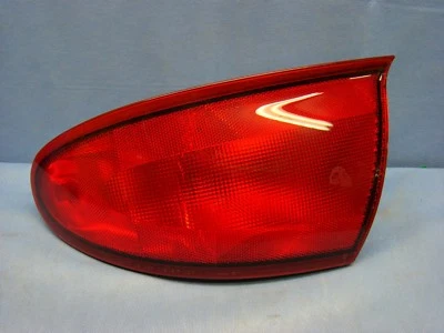 GM 5978338 задний фонарь лампа в сборе 1997-2004 BUICK CENTURY REGAL NOS OEM новый - Изображение 1 из 4