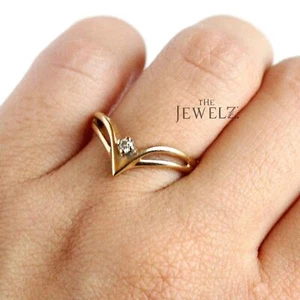 14K Gold VS/F-G Diamond April Birthstone Antique Chevron Ring - The Jewelz - Picture 1 of 5