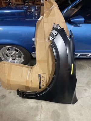 Nuevo guardabarros delantero del lado del conductor 631016FL0A fabricante de equipos originales para Nissan Rogue 2014-2019 Foto 1 de 4