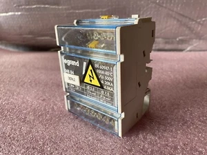  LEGRAND EN 60947-1 DISTRIBUTION BLOCK  - Picture 1 of 6