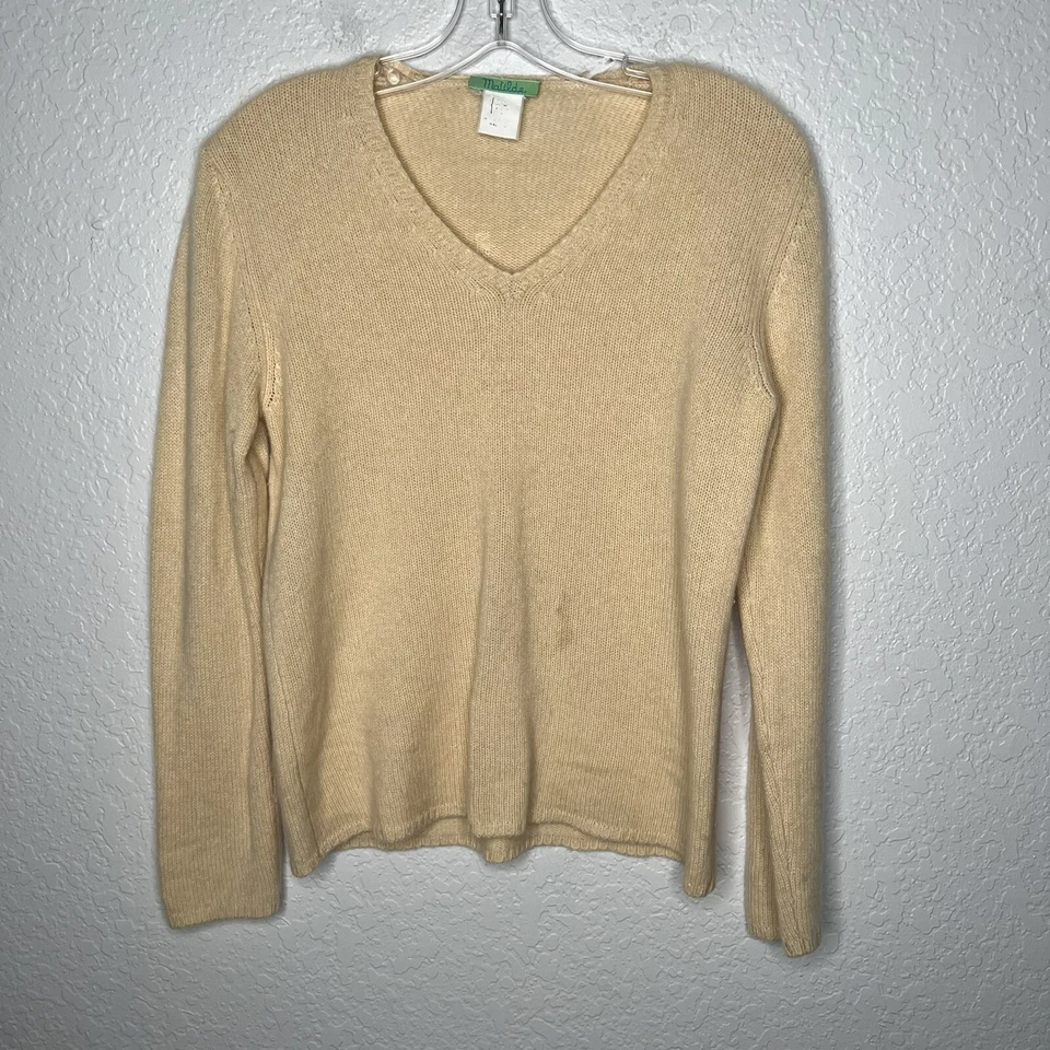 Suéter tejido cachemir manga larga Matilde para mujer crema pequeño cuello en V DEFECTUOSO Foto 1 de 4