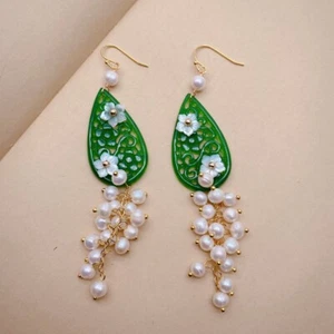 4.2" Green Jade Carved Sea Shell Flower White Pearl Cluster Earrings - Picture 1 of 6