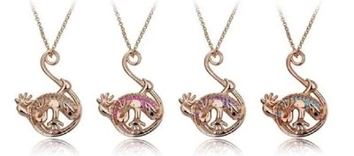 Anhänger mit Kette Echse Salamander gold Zirkonia Steinchen rosa lila türkis neu - Bild 1 von 2