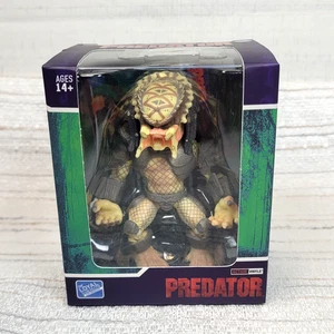 The Loyal Subjects Predator CITY HUNTER UNMASKED with Spear Battle 1/96 - Bild 1 von 7