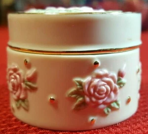 Lenox Porcelain Round Heart Trinket Box Pink Embossed Roses 24 kt Gold Gilding - Picture 1 of 11