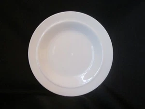 Denby White Salad Plate Stoneware Dishwasher Safe Made in England - Picture 1 of 1