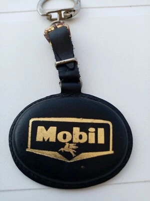 Porte clé  MOBIL  "l'entretien automobile NANTES" Simili cuir noir - Photo 1/4