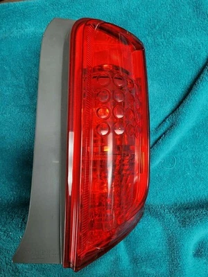 Luz trasera derecha derecha pasajeros Toyota Scion xB 2008 08 2009 09 2010 10 OEM Foto 1 de 2
