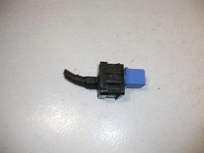 1992 1993 1994 1995 1996 Infiniti Q45 Relay Under Hood 2230 C9980  - Image 1 of 3