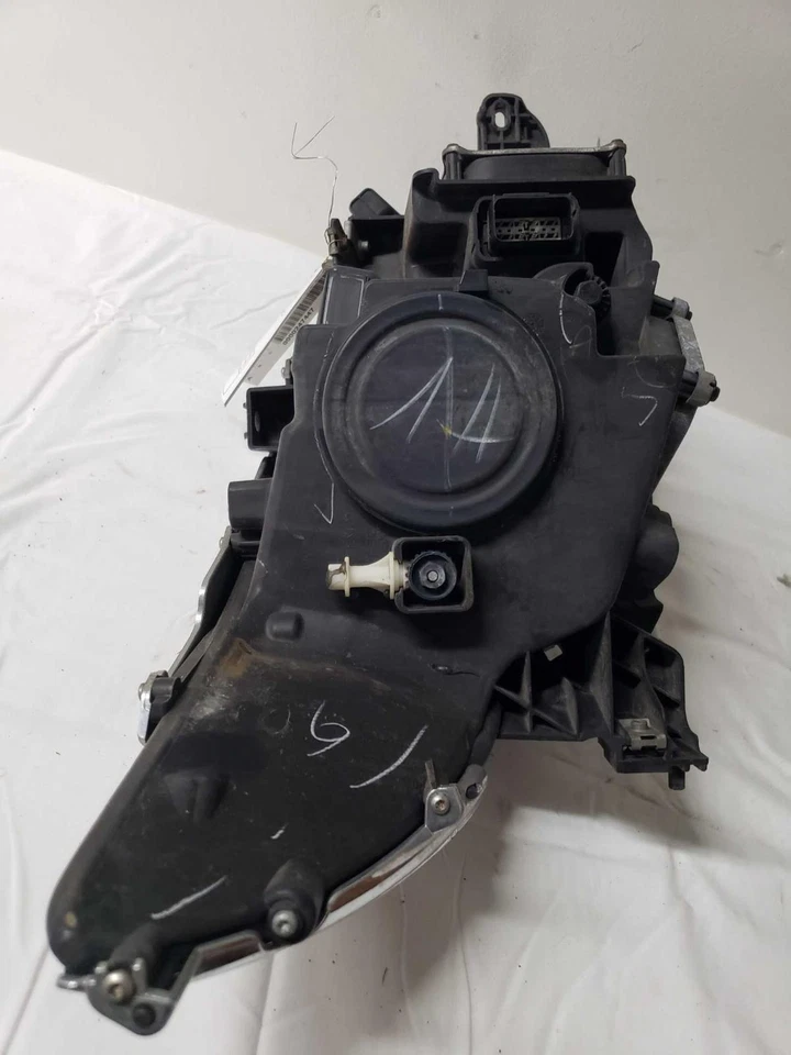 Used Left Headlight Assembly fits: 2014 Lincoln Mks xenon HID adaptive headlamps Foto 1 de 4