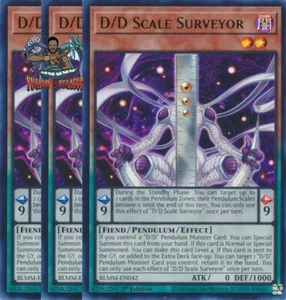 Yugioh! 3x Topógrafo Escala D/D BLMM-EN042 Ultra Raro 1ª Edición Casi Nuevo - Imagen 1 de 1