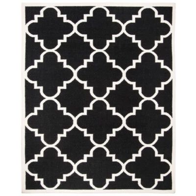 SAFAVIEH Dhurries DHU633A Handwoven Black / Ivory Rug - Image 1 of 4
