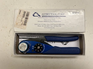 Astro 615717 M22520/2-01 w/ K413 Postioner Crimper Crimp Tool Daniels USED - Picture 1 of 3