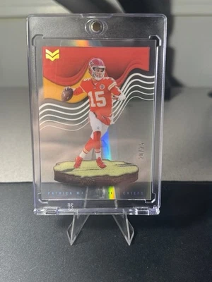 2022 Panini Chronicles - Magnitude Patrick Mahomes II #MAG-1 /25 - Image 1 of 2