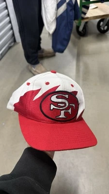 De colección Años 90 San Francisco 49ers Logo Diente de Tiburón Atlético Snapback Sombrero NFL Raro Foto 1 de 4