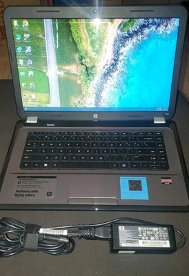 HP 2000 Notebook Laptop AMD E-300 1.30 GHz 8GB 750 GB Webcam Dvdrw  - Image 1 of 4