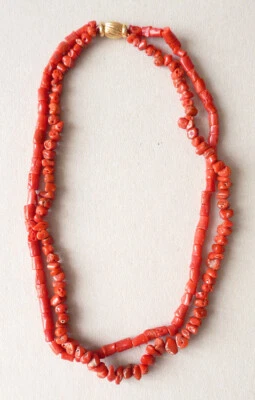 Ancien collier de perles de corail rouge Fermoir en OR 14 k  coral necklace - Photo 1/4