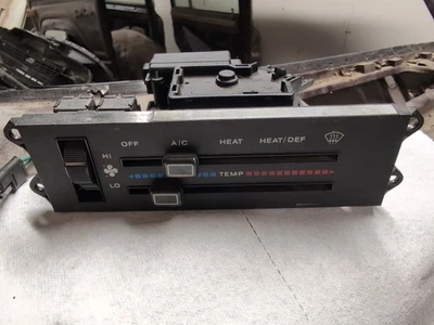 Jeep Grand Wagoneer SJ 84-91 HVAC Climate Control Assembly 1988 - Image 1 of 2