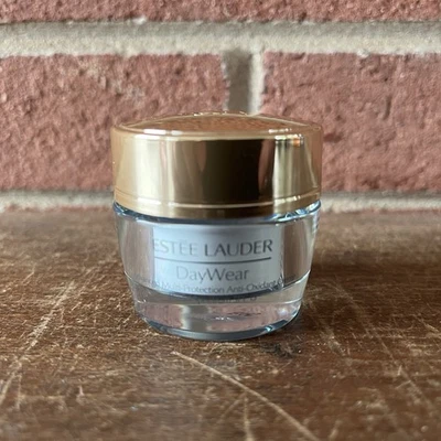 Estee Lauder DayWear Advanced Multi Protection AOX Creme SPF 15 0.5 oz No Box - Image 1 of 2
