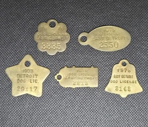 Menge 5 ~ 1970er Detroit Michigan Messing Erkennungsmarke Lizenz Registrierung - Bild 1 von 8