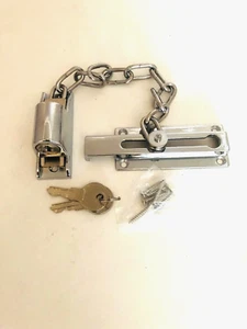 Locking Polished Chrome Security Door Chain Heavy Duty with 2 keys - Picture 1 of 1