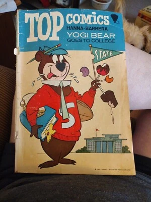 Gold Key Comics Yogi Bear #2 October 1967 Goes To College Fair/Poor - Image 1 of 4
