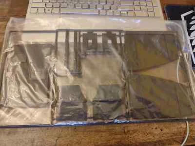 POCHER BUGATTI 50T RIVAROSSI 1/8 RICAMBIO NUOVO E ORIGINALE COD 76730 - Immagine 1 di 2