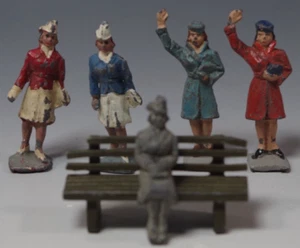 EIRE 5 WORKING WOMAN FOR TAIN AMERICAN FLYER LAYOUT LEAD TOY SET RARE VG - Picture 1 of 5