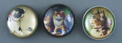 LARGE PICTURE BUTTON WITH CRYSTAL DOME - CATS - SET OF 3 - Image 1 of 2