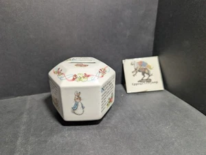 Salvadanaio Wedgwood Peter Rabbit 1994 porcellana raro collezione - Imagen 1 de 5