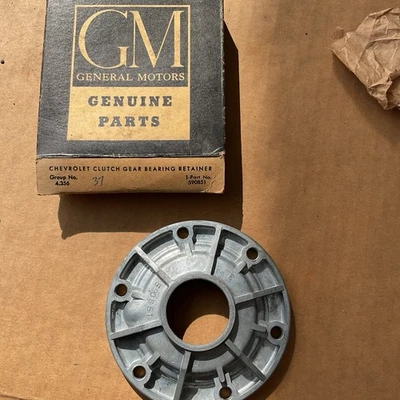 Chevrolet 1937 transmisión de 3 velocidades transmisión principal cojinete de engranaje retenedor nos 590851 Foto 1 de 4