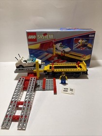 LEGO Trains: Car Transport Wagon with Car (4544) - 100% COMPLETE Box, No Manual