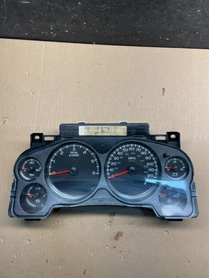 2009 to 2013 Chevrolet Avalanche Cluster Gauge Speedometer U1394 DG - image 1 of 4