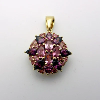 Dije colgante con racimo de piedras preciosas de turmalina rosa en oro amarillo macizo de 14k 3,6 gr Foto 1 de 4