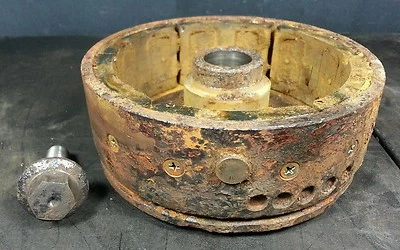 78 HONDA CB400T CB 400 T HAWK OEM магнитный маховик с болтом - Изображение 1 из 4