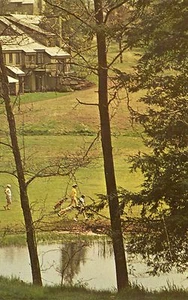 HERITAGE VILLAGE COUNTRY CLUB & GOLF COURSE-SOUTHBURY,CT - Picture 1 of 2