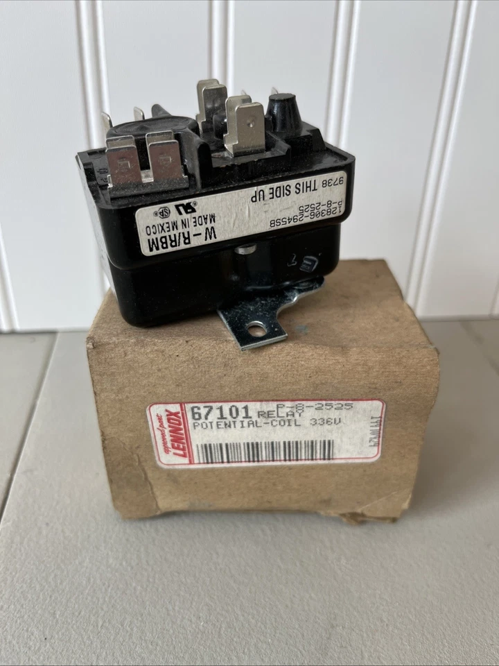 Lennox 67101 / P-8-2525 Relay NEW *E8 - Image 1 of 4