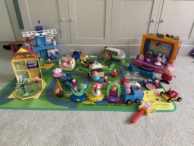 PEPPA Pig Bundle Supermarket, Theatre, House, Park, Train, Ice Cream Parlour + - Image 1 of 4