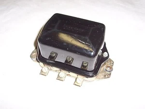 New Delco Voltage Regulator - 1953-62 GM cars - Replaces GM 1119001, D618 - Picture 1 of 2