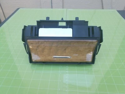 03-08 Jaguar S-Type Cenicero de tablero central Bandeja de cenizas Borde de grano de madera OEM  Foto 1 de 4