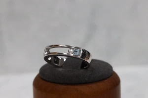 9ct White Gold Diamond and Blue Topaz Band - Size M½ - Picture 1 of 6