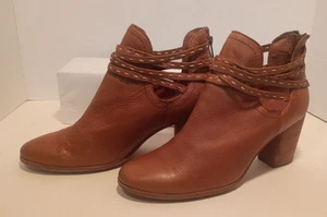 FRYE Women's Sz 11B Whiskey Leather "Naomi Pickstitch Shootie" Ankle Bootie - Picture 1 of 9