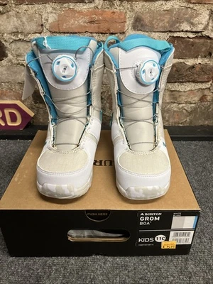 Burton Grom BOA Snowboard Boots Kids Size 11C - Image 1 of 4