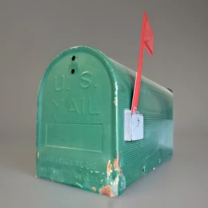 Vintage Solar Group Galvanized Steel Ribbed Rural Green Mailbox Model ST10GR - Picture 1 of 11