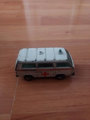 Ambulancia Matchbox Mb-20 1987 VW TRANSPORTER naranja blanco Foto 1 de 4
