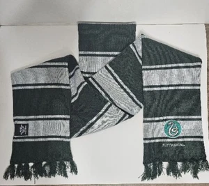 Harry Potter Scarf Bioworld Slytherin House Crest 80"  Wizarding World  Hogwarts - Picture 1 of 6